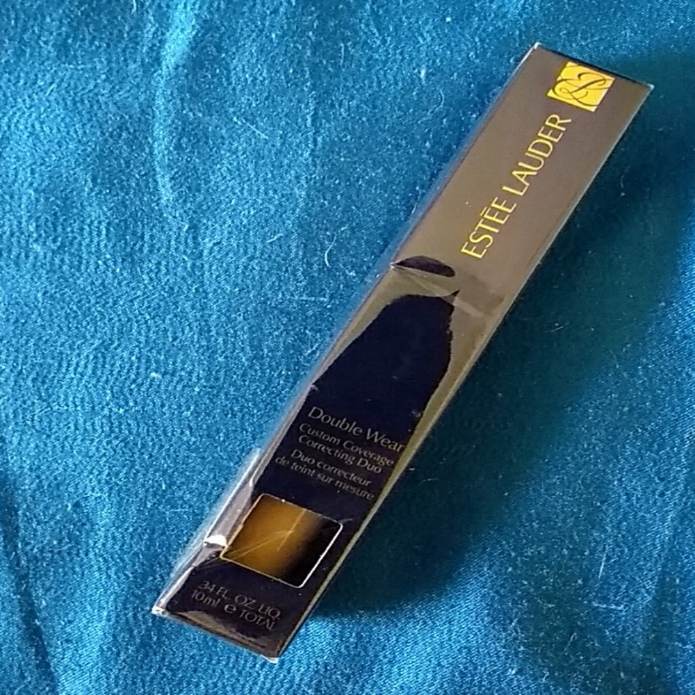 Double Wear custom coverage correcting Duo